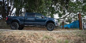 Ford F-150 with XF Off-Road XF-205